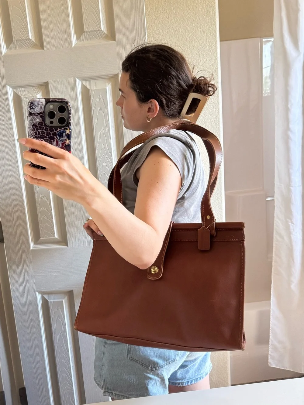 Vintage Coach Barclay Leather XL tote bag in Saddle Brown - Picture 13 of 16
